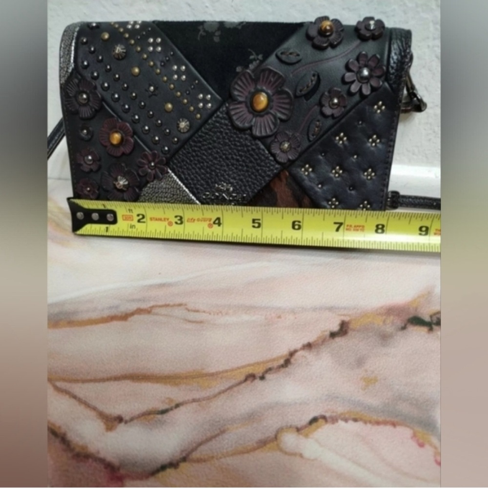 Coach 56117 Foldover Crossbody In Embellished Canyon Quilt Leather Tea Rose - Picture 9 of 10